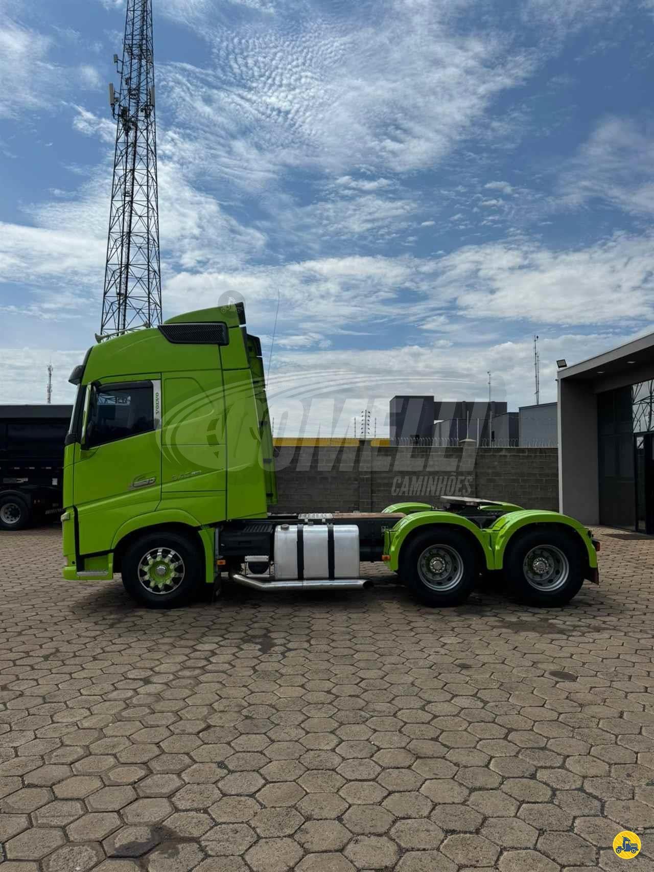 Marca/Modelo: Volvo FH 540 Ano/Modelo: 20/20 Tração: 6x4 molas Quilometragem: 408k Cor: Verde