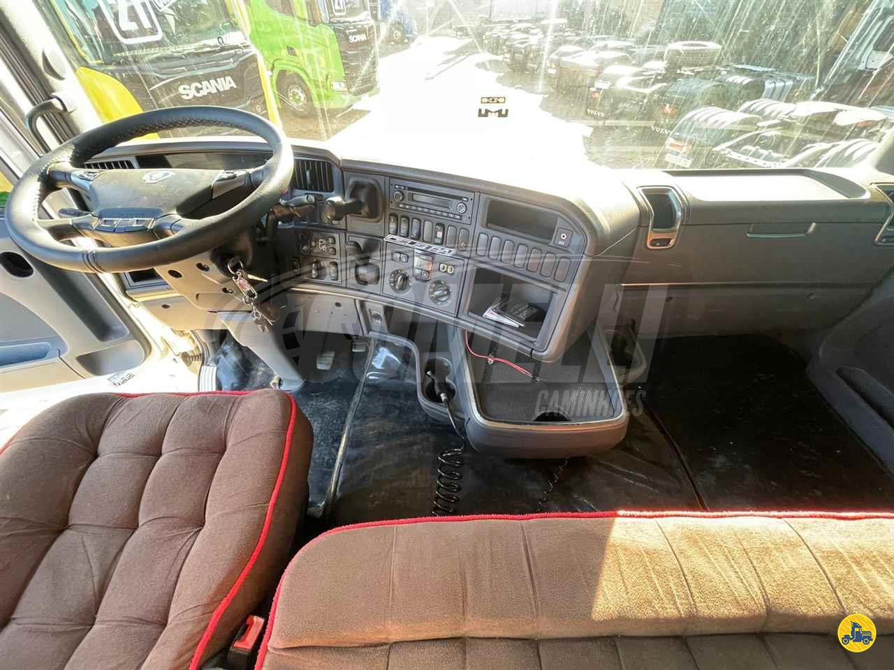 Ano/Modelo: 2013/2013 Cor: Branco Tração: 6x2 pneumático Quilometragem: 1.153.382 Câmbio: Automático Estafaria perso