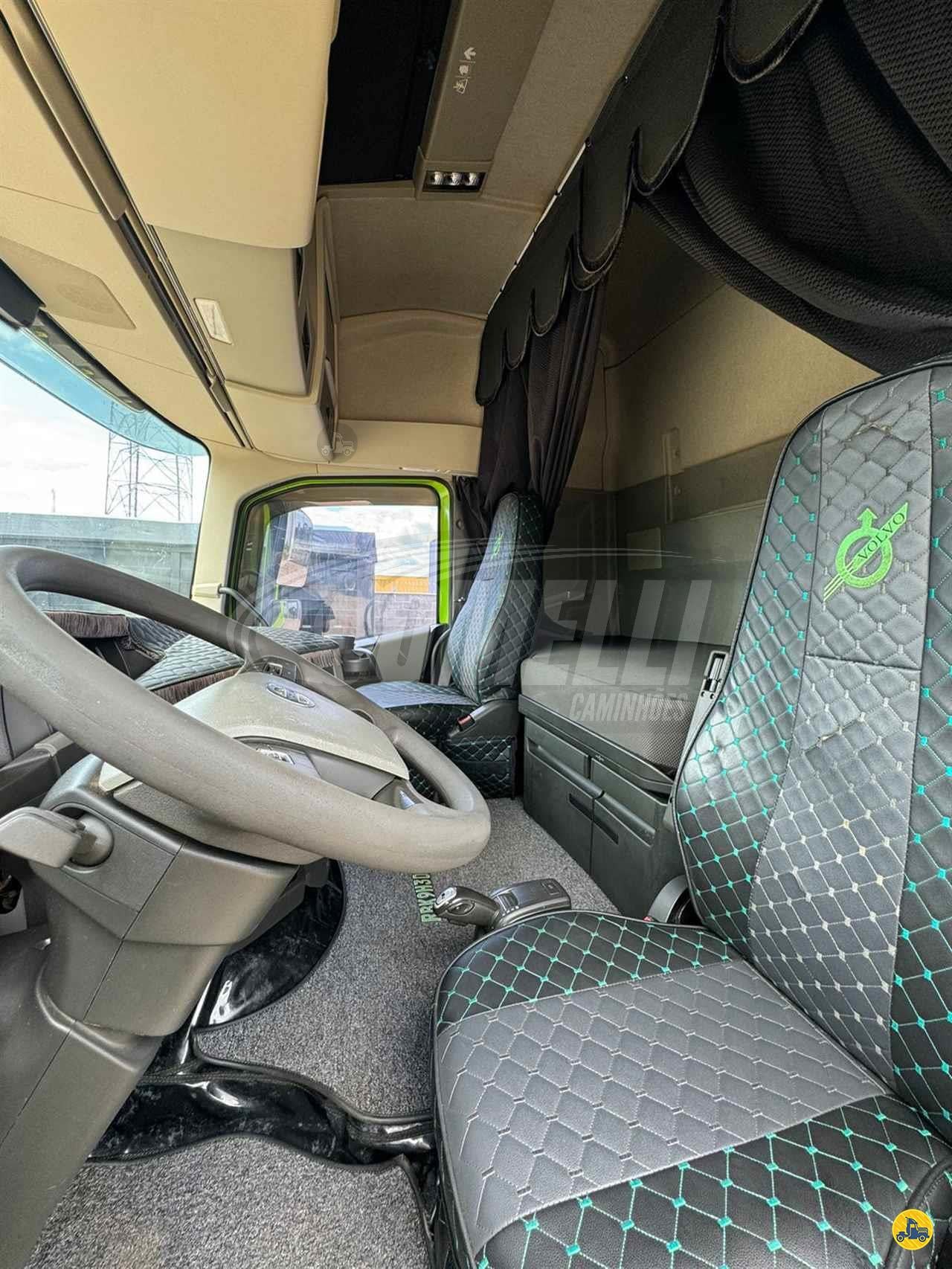Marca/Modelo: Volvo FH 540 Ano/Modelo: 20/20 Tração: 6x4 molas Quilometragem: 408k Cor: Verde