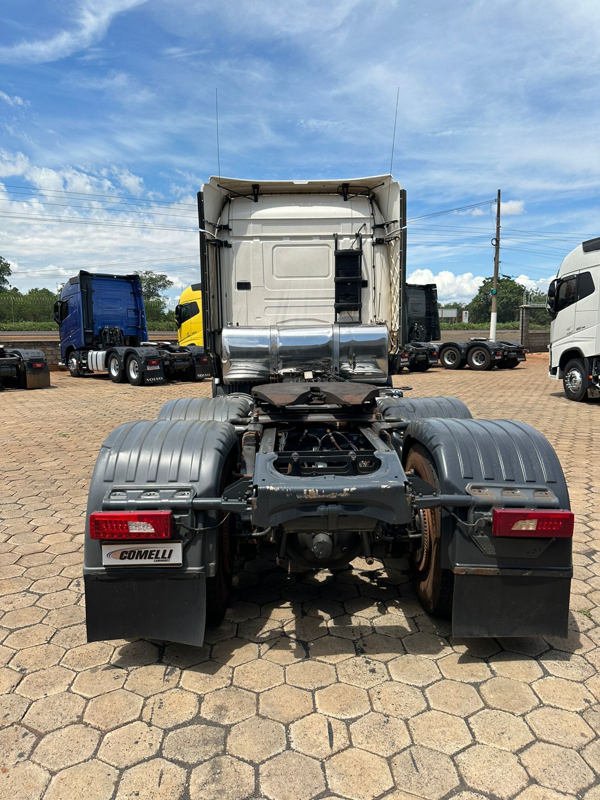 SCANIA R510 - MODELO STREAMLINE - ANO 2018/2019 - - 6X4 - BUG LEVE CANELINHA - TRAÇADA COM SUSPENSAO DE MOLAS - FREIO RE