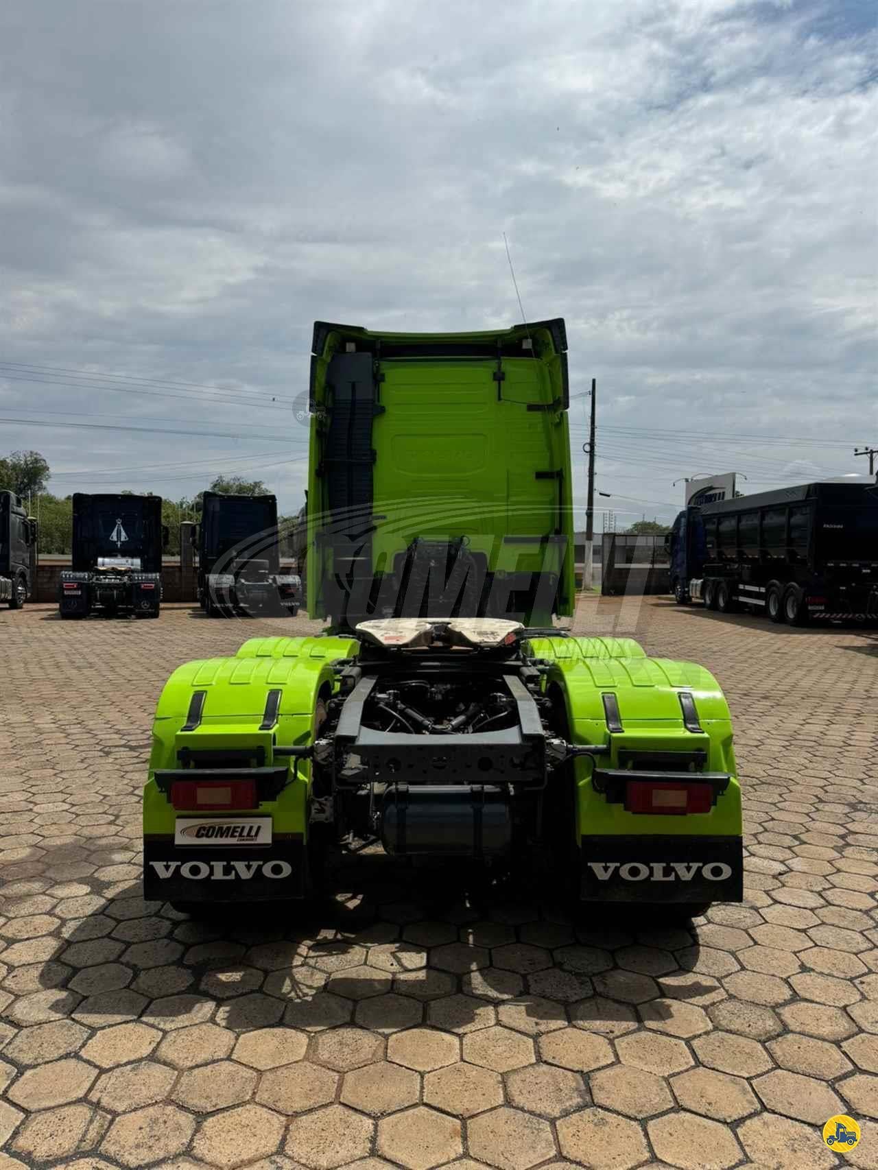 Marca/Modelo: Volvo FH 540 Ano/Modelo: 20/20 Tração: 6x4 molas Quilometragem: 408k Cor: Verde