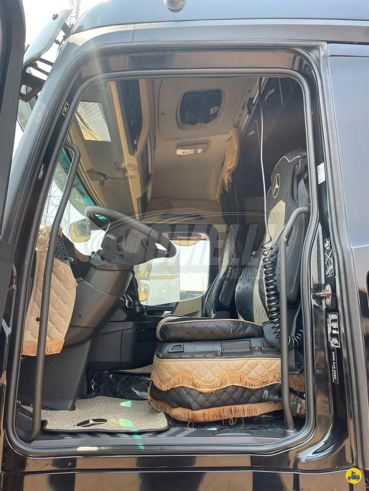 Marca/Modelo: Mercedez benz MB 2651/ Ano/Modelo: 22/22 Tração: 6x4 molas Quilometragem: 174k Cor: Preto