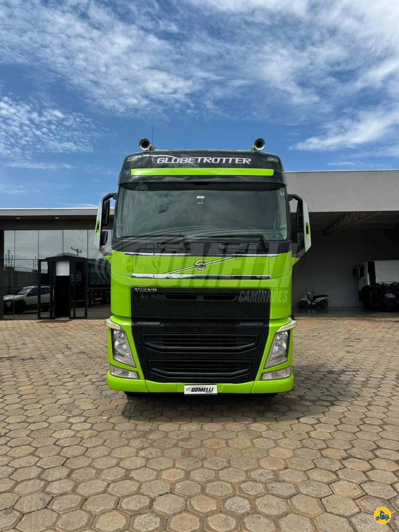 Marca/Modelo: Volvo FH 540 Ano/Modelo: 20/20 Tração: 6x4 molas Quilometragem: 408k Cor: Verde