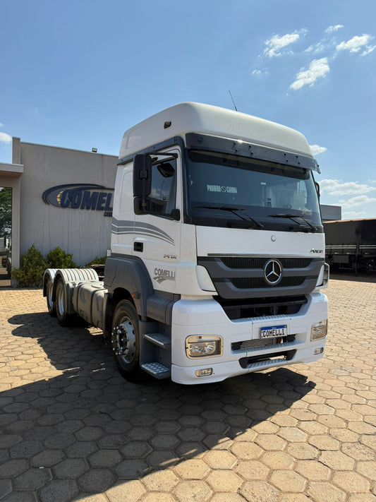 Marca/ Modelo: Mercedez Axor 2536 Ano/Modelo: 18/19 Quilometragem: 489K Tração: 6x2 Cor: Branco