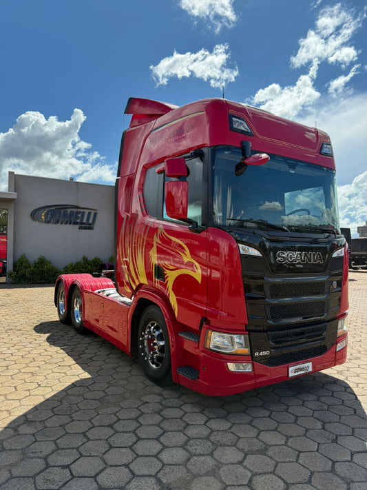 Marca/Modelo: Scania/540 Ano/Modelo: 21/22 Tração: 6x2 molas Quilometragem: 574k Cor: Vermelha