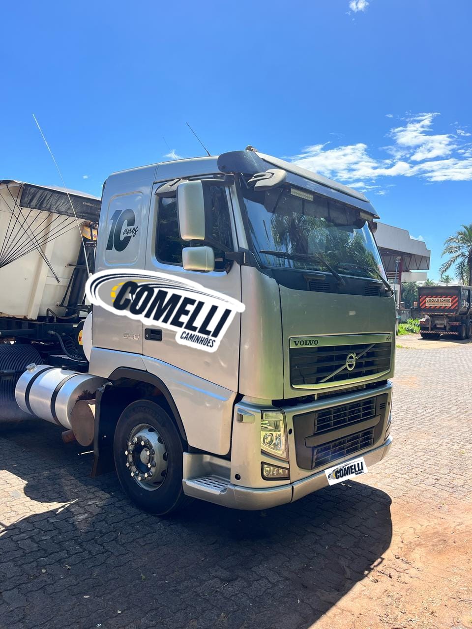 Conjunto Volvo FH 540 / Ano/Modelo: 21/21 Tração: 6x4 Quilometragem: 501k