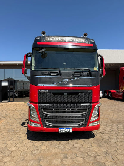 Marca/ Modelo: Volvo FH 540 Ano/Modelo: 17/18 Quilometragem: 781K Tração: 6X4 Cor: Vermelho