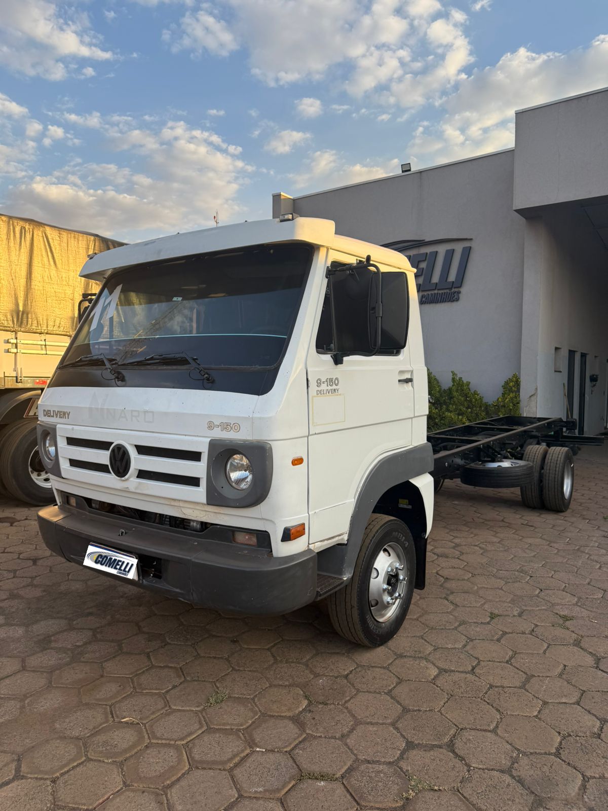 Marca/ Modelo: Volkswagem Ano/Modelo: 11/11 Quilometragem: 500K Tração: 4X2 3/4 Cor: Branco