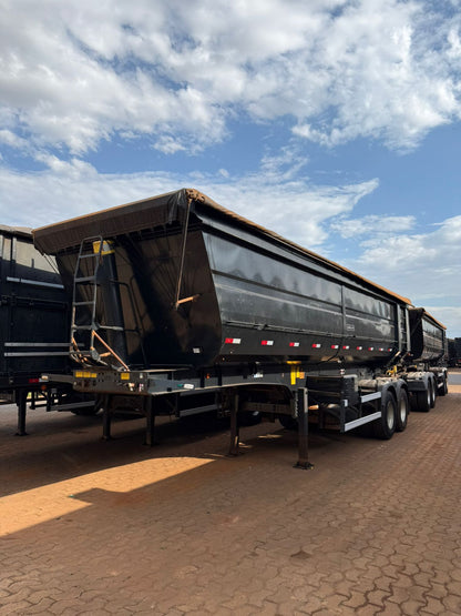 Marca/Modelo: Rodocaçamba Librelato / Ano/Modelo: 21/22 Cor: Preto