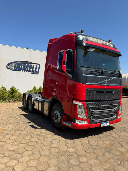 Marca/ Modelo: Volvo FH 540 Ano/Modelo: 17/18 Quilometragem: 781K Tração: 6X4 Cor: Vermelho