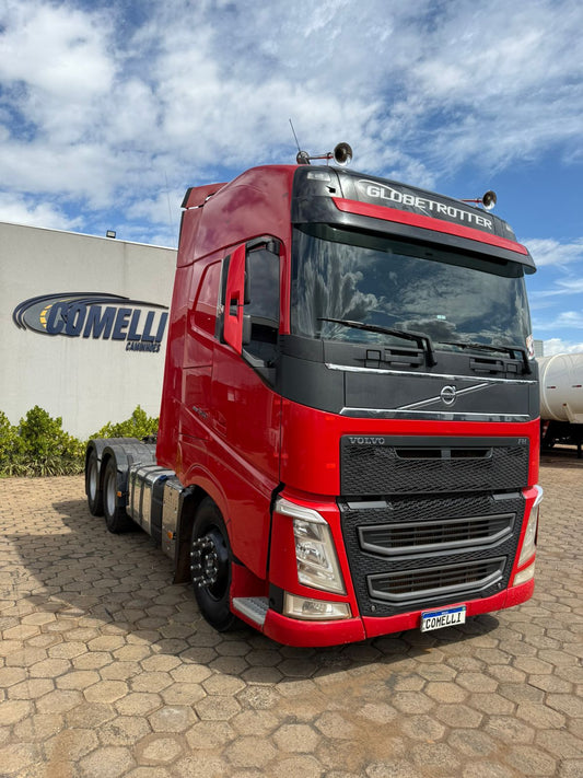 Marca/ Modelo: Volvo FH 540 Ano/Modelo: 21/21 Quilometragem: 449 K Tração: 6x4 Cor: Vermelho