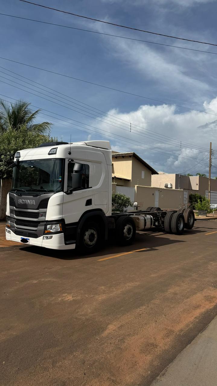 Ágio Caminhão Scania / Ano/Modelo: 24/24 Tração: Bitruck 8x2 Quilometragem: 23k