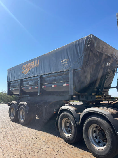 Marca/Modelo: Carreta Bitrem Graneleiro/ Ano/Modelo: 22/22 Cor: Preto