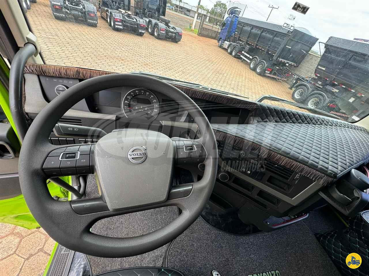 Marca/Modelo: Volvo FH 540 Ano/Modelo: 20/20 Tração: 6x4 molas Quilometragem: 408k Cor: Verde