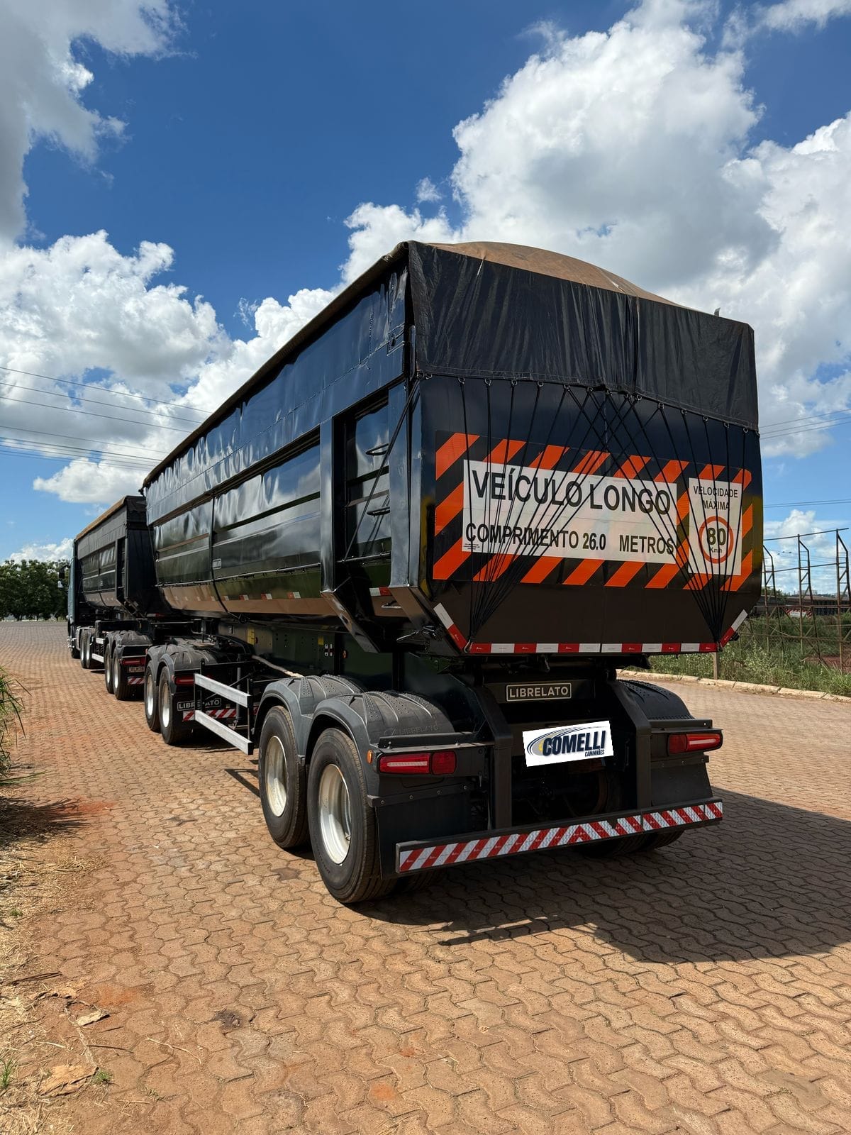 Marca/Modelo:Rodocaçamba Librelato Premium Ano/Modelo: 22/22 Cor: Preta Sem pneus