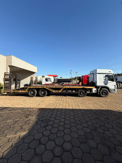 Marca/ Modelo: Mercedes-Benz/Atego 3039+Prancha Ano/Modelo: 18/19 Quilometragem: 208K Tração: 8X2 Cor: Branco