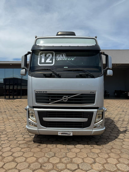 Marca/Modelo: Volvo/ FH 460 Ano/Modelo: 12/12 Tração: 6x4 molas Quilometragem: 1062 Cor: Cinza