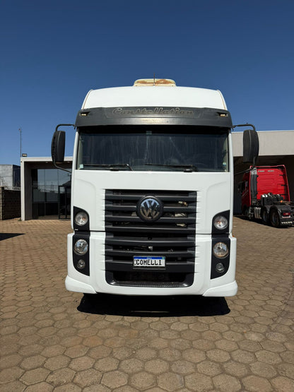 Marca/ Modelo: VM 24280 Ano/Modelo: 16/17 Quilometragem: 548K Tração: 8X2 Cor: Branco