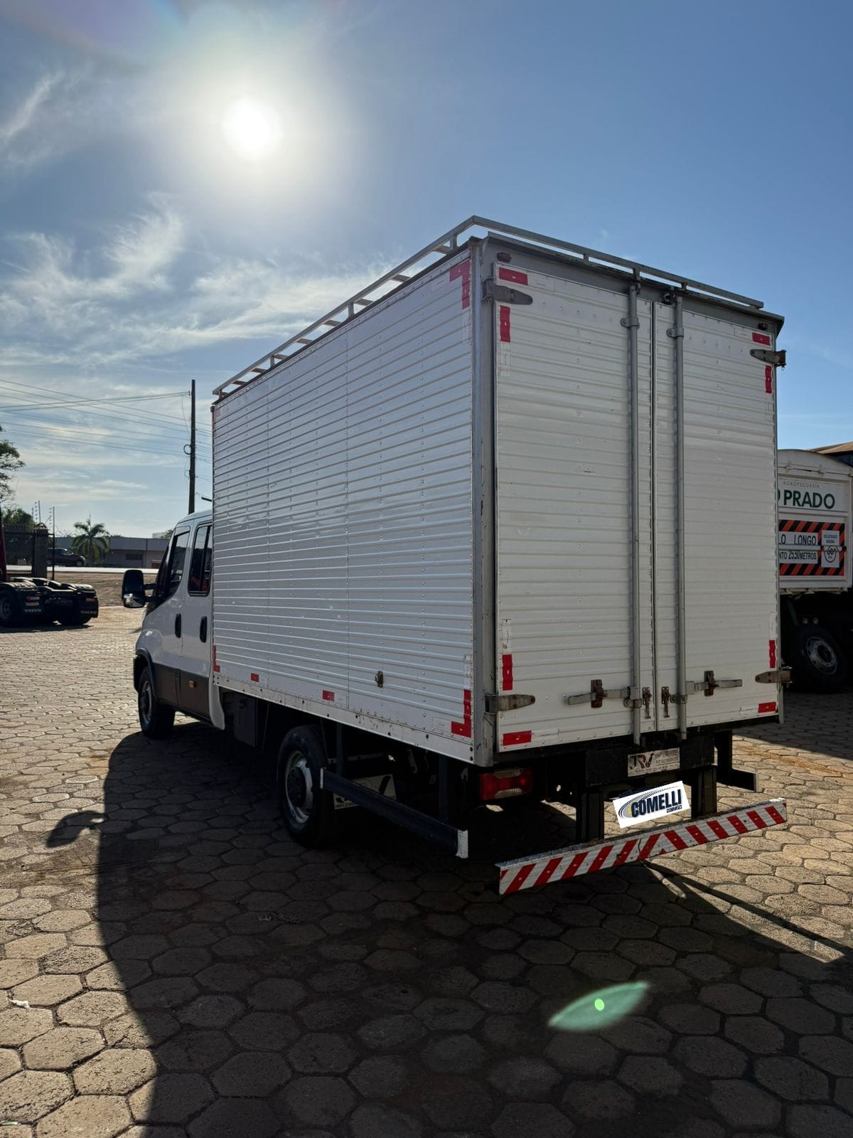 Marca/Modelo: Caminhão Iveco Daily 45-170/ Ano/Modelo: 21/22 Tração: 4x2 Quilometragem: 80K