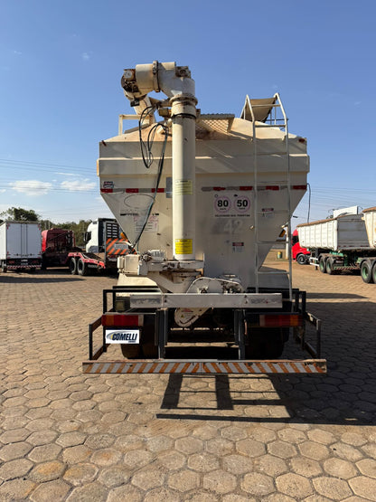Marca/Modelo: Caminhão Iveco Tector 24280/ Ano/Modelo:  22/23 Tração: 6x2 Quilometragem: 150k
