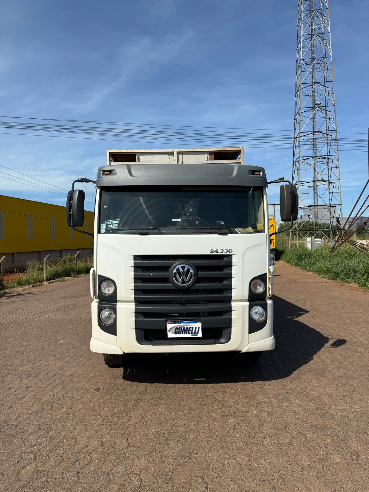 Marca/Modelo: Caminhão Volkswagen/24.330  Ano/Modelo: 2019/2020 Tração: Bitruck 8x2 Quilometragem: 459K OBS: Sem gaiola