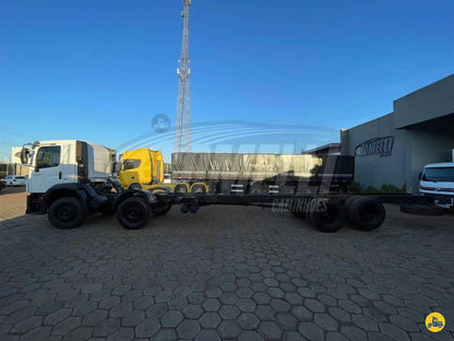 Marca/Modelo: Volkswagen/24.280  Ano/Modelo: 2014/2015  Quilometragem: 942k  Tração: 8x2  Cor: Branco  Dimensão Chassis: