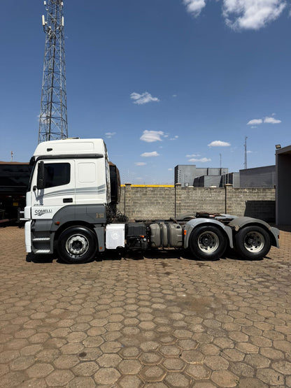 Marca/ Modelo: Mercedez Axor 2536 Ano/Modelo: 18/19 Quilometragem: 489K Tração: 6x2 Cor: Branco