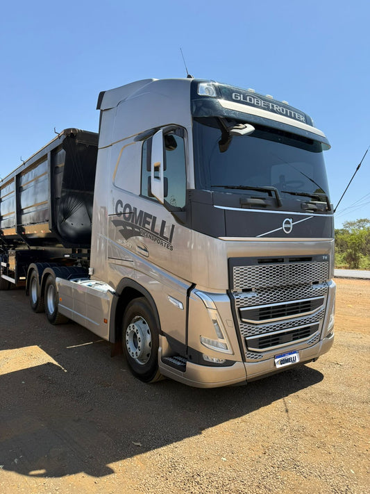Marca/ Modelo: Volvo FH540 Ano/Modelo: 23/23 Quilometragem: 212K Tração: 6X4 Cor: Cinza