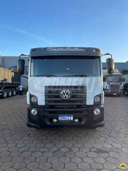 Marca/Modelo: Volkswagen/24.280  Ano/Modelo: 2014/2015  Quilometragem: 942k  Tração: 8x2  Cor: Branco  Dimensão Chassis: