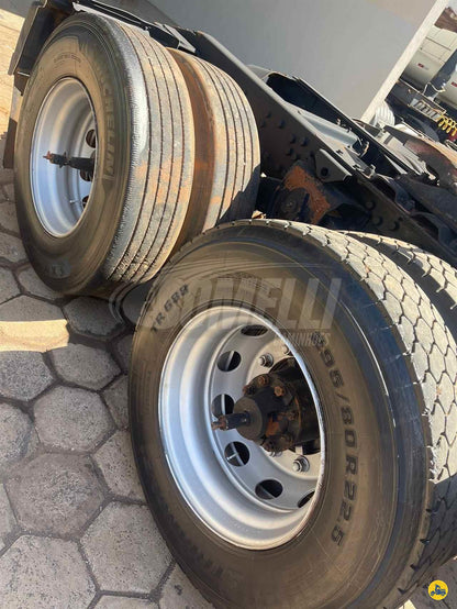 Volkswagen 25.370 Ar condicionado Vidro elétrico Pneus em bom estado