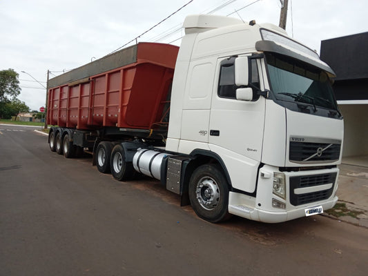 Conjunto  Volvo FH 460 6X2 + Caçamba Randon / Ano/Modelo: 13/13 Tração: 6x2 Quilometagem: 1.210.780